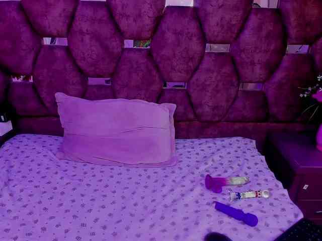 kattyqueenn webcam