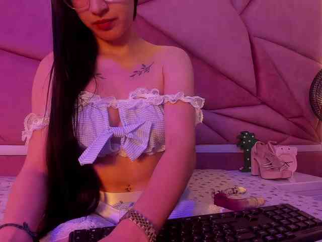 kattyqueenn webcam