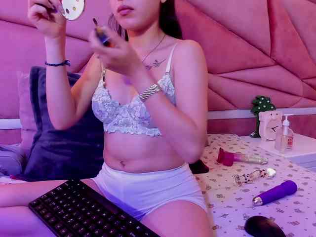 kattyqueenn webcam
