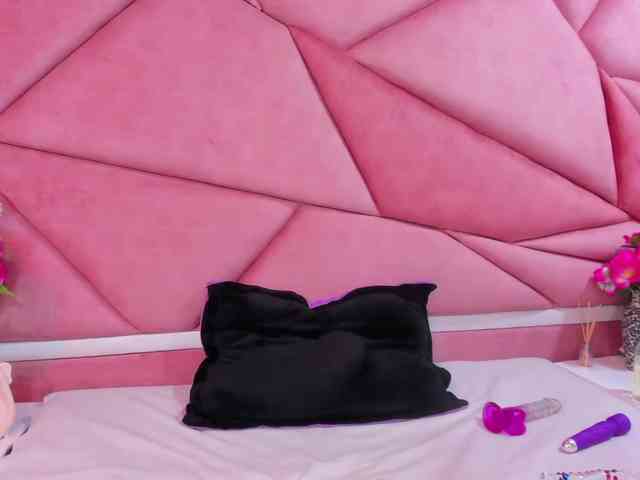 kattyqueenn webcam