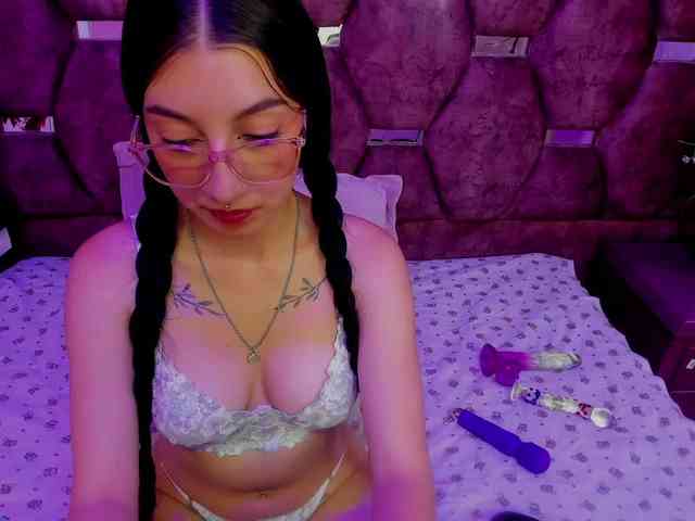 kattyqueenn webcam