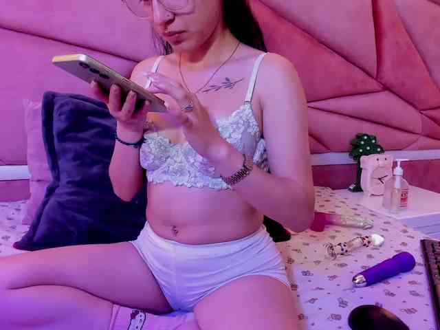 kattyqueenn webcam