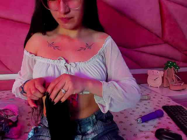 kattyqueenn webcam
