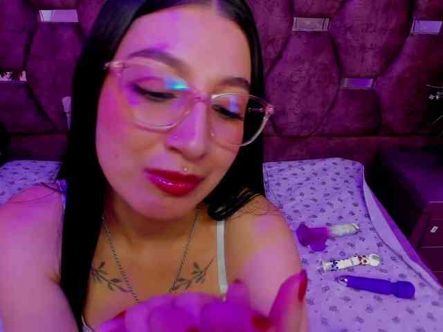 kattyqueenn webcam