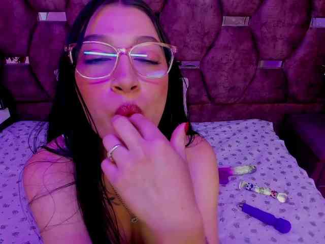 kattyqueenn webcam