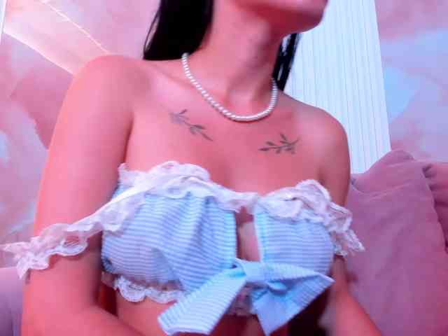 kattyqueenn webcam