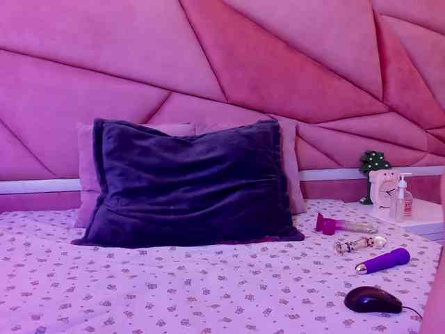 kattyqueenn webcam