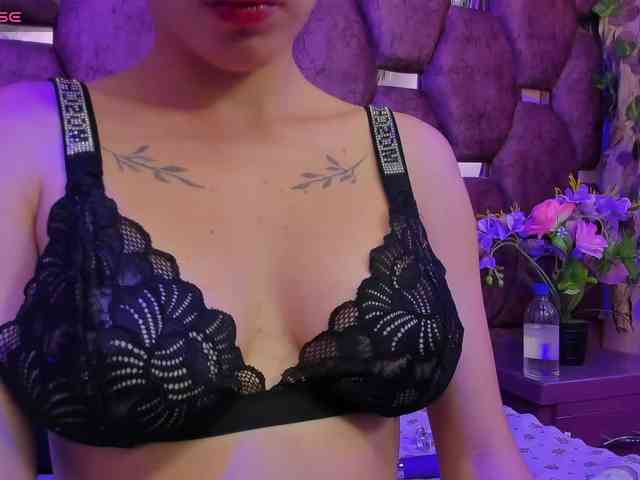 kattyqueenn webcam