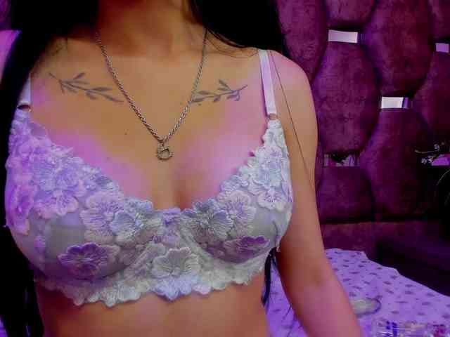 kattyqueenn webcam