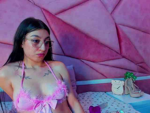 kattyqueenn webcam