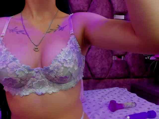 kattyqueenn webcam