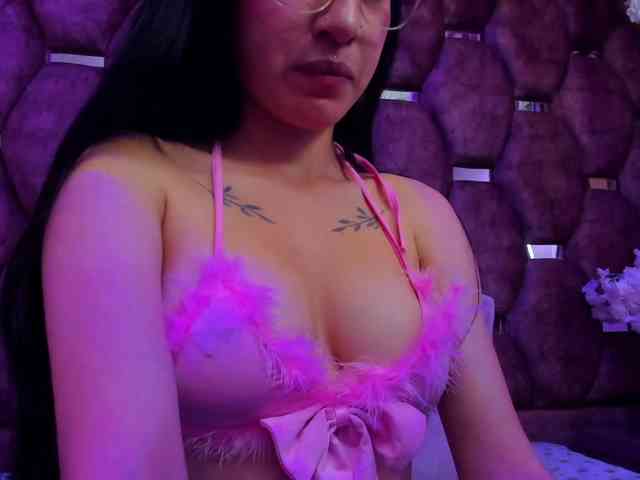 kattyqueenn webcam
