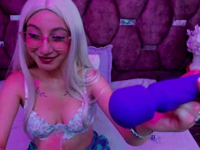kattyqueenn webcam