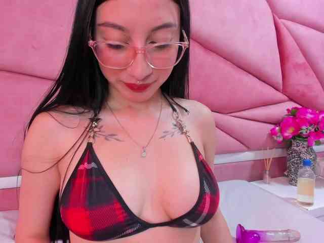 kattyqueenn webcam