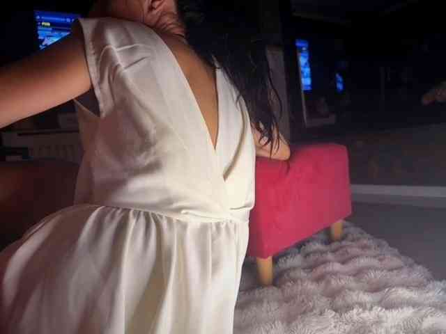 Scarlet87 webcam