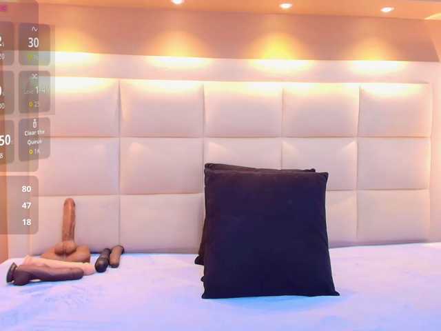 HAYLANISMITH, live now on BongaCams