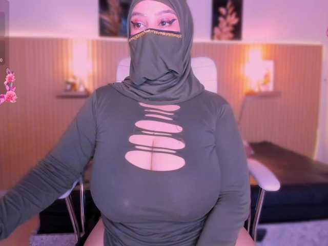 hana-falak live cam on BongaCams
