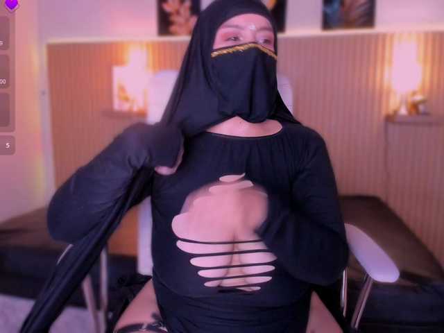 hana-falak live cam on BongaCams