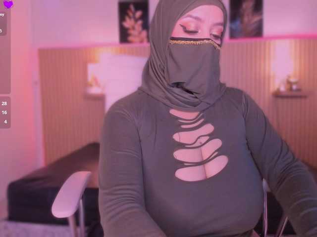hana-falak live cam on BongaCams