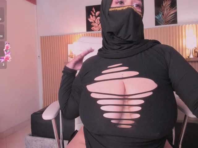 hana-falak live cam on BongaCams