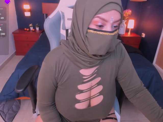 hana-falak live cam on BongaCams