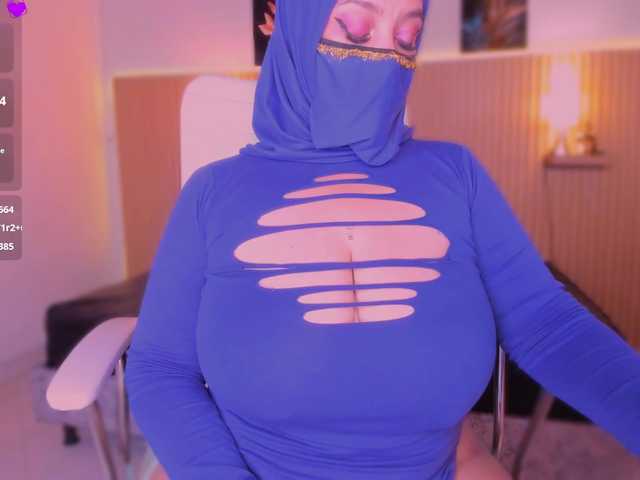 hana-falak live cam on BongaCams