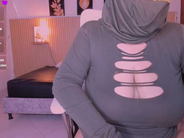 hana-falak live cam on BongaCams