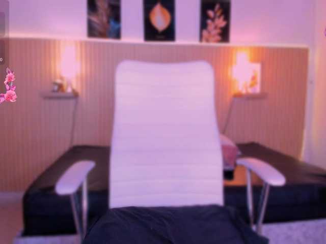 hana-falak live cam on BongaCams