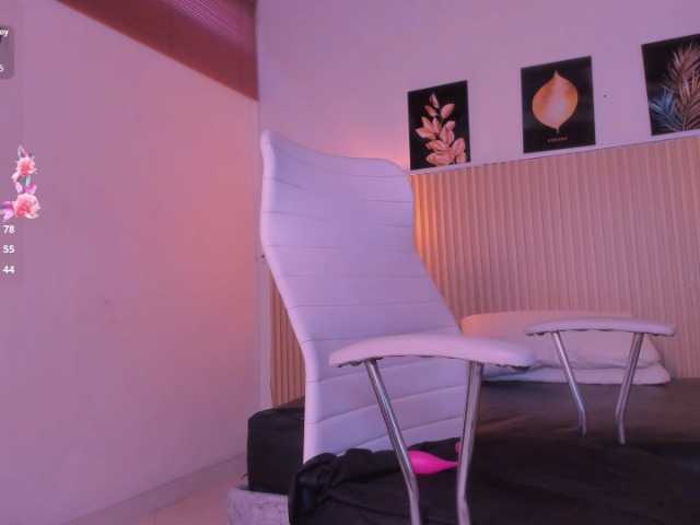 hana-falak's BongaCams show and profile