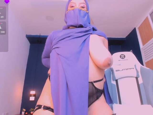 hana-falak live cam on BongaCams