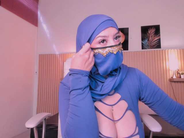 hana-falak live cam on BongaCams