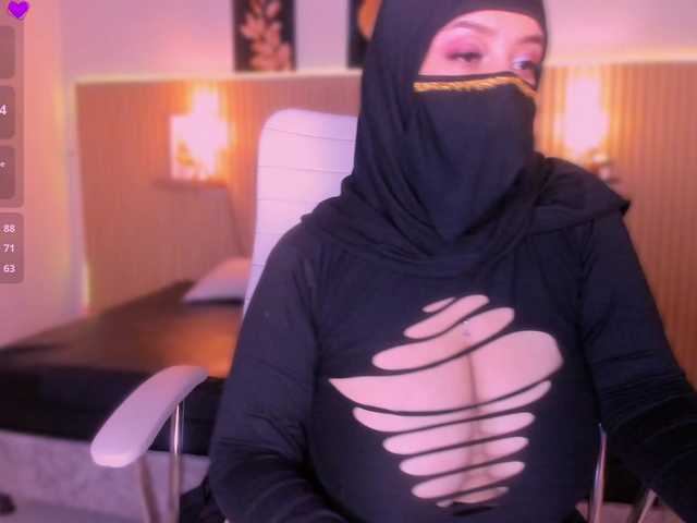 hana-falak live cam on BongaCams
