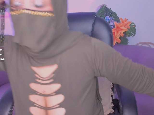 hana-falak live cam on BongaCams