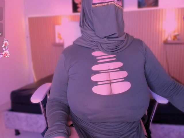hana-falak live cam on BongaCams