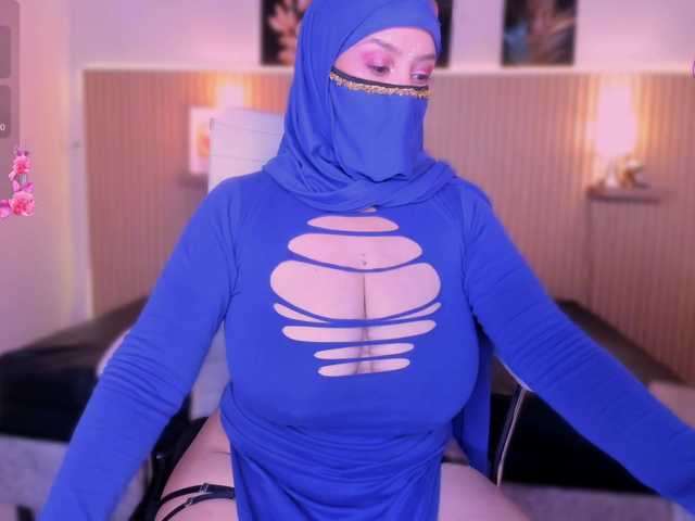 hana-falak live cam on BongaCams
