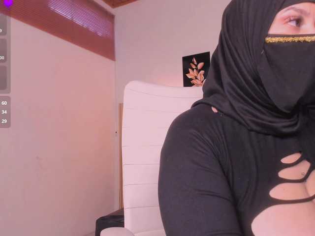 hana-falak live cam on BongaCams