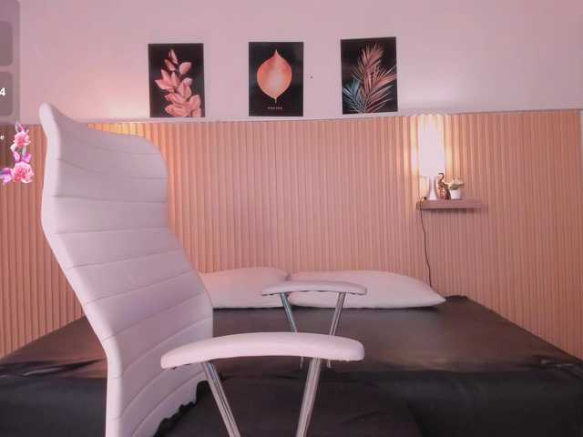 hana-falak live cam on BongaCams