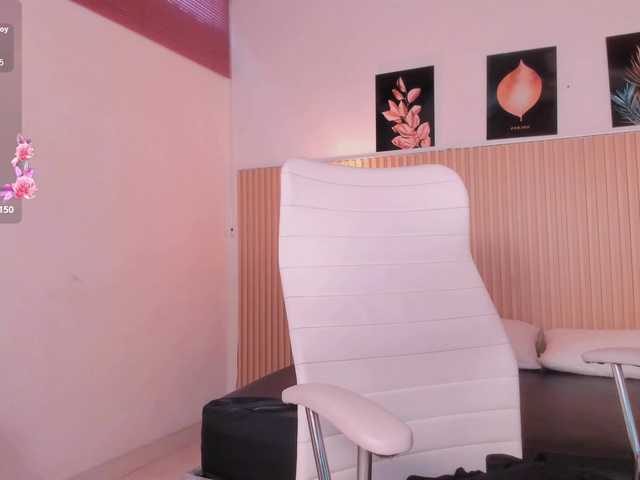 hana-falak live cam on BongaCams