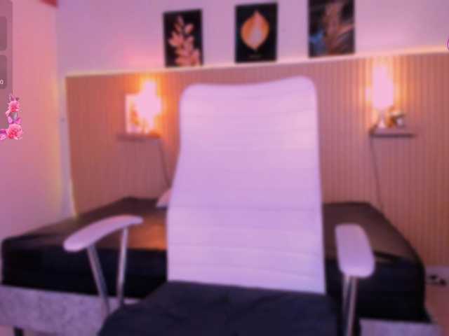 hana-falak live cam on BongaCams