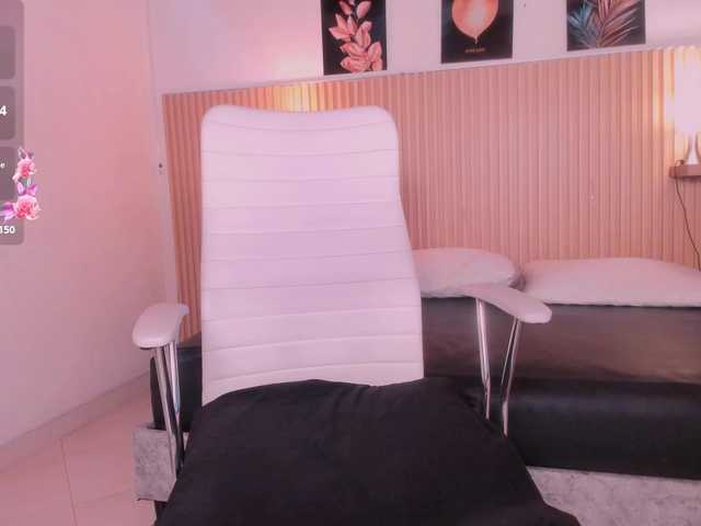 hana-falak live cam on BongaCams