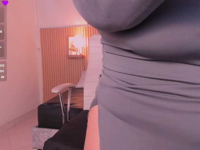 hana-falak live cam on BongaCams