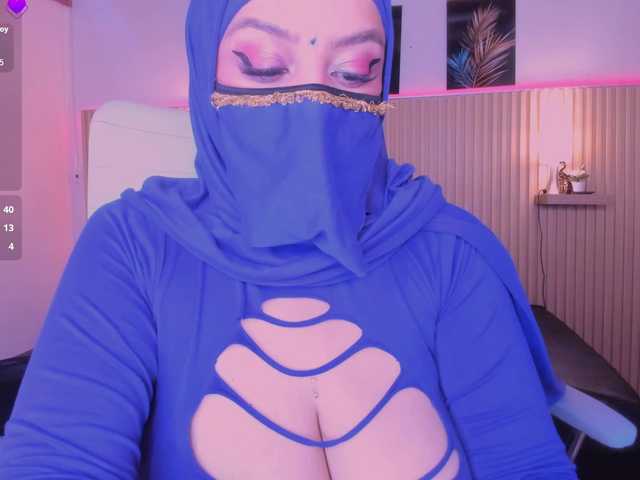 hana-falak live cam on BongaCams
