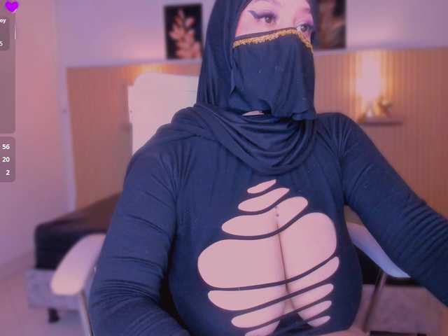hana-falak live cam on BongaCams