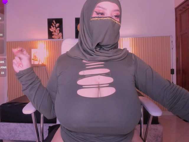 hana-falak live cam on BongaCams