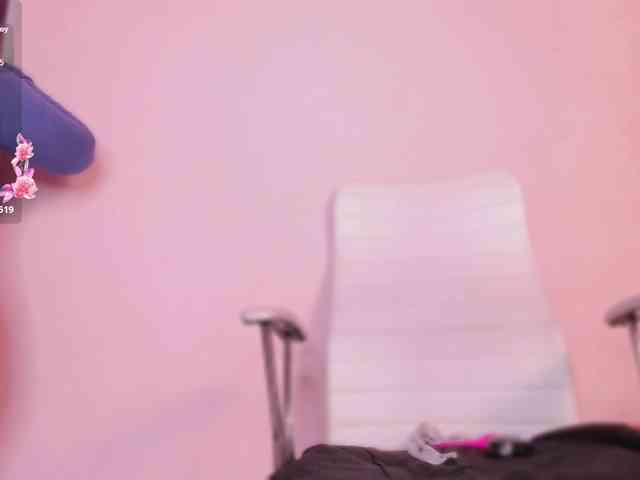 hana-falak Live Webcam on BongaCams