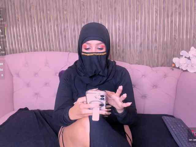 Model: hana-falak