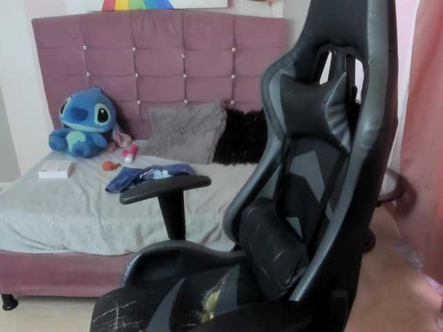 Wandaaa live cam on BongaCams