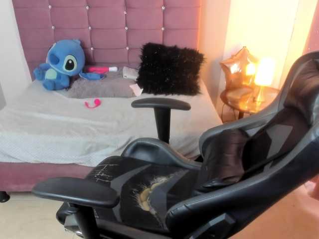 Wandaaa live cam on BongaCams