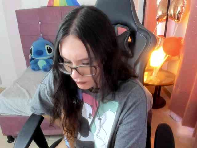 Alexandra_sg webcam