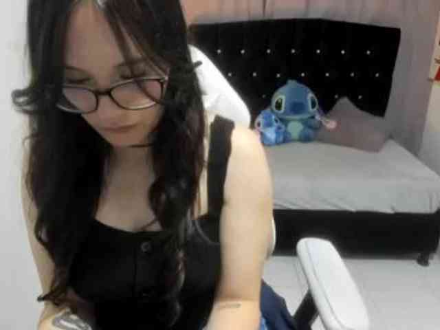 Alexandra_sg webcam